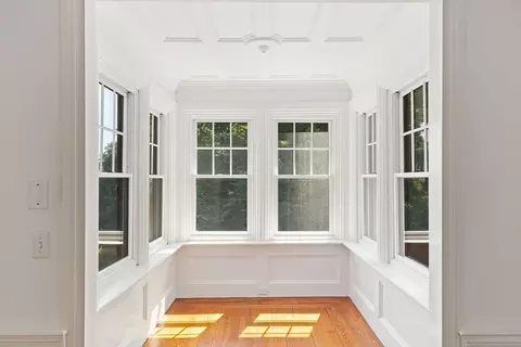 Entry Way - 49 Putnam Ave, Barnstable, MA 02635 photo 4 of 4