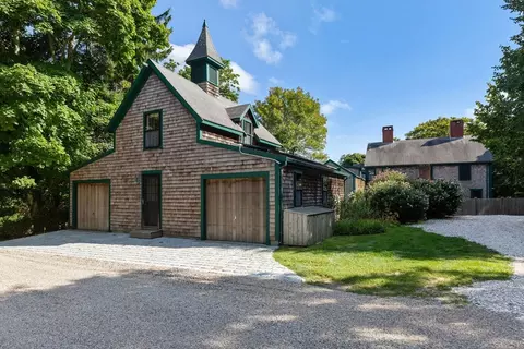 Exterior - 49 Putnam Ave, Barnstable, MA 02635 photo 6 of 6