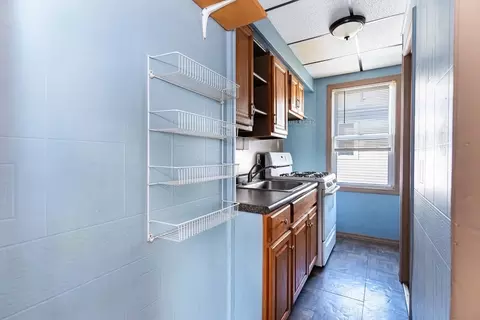 102 Healy St, Fall River, MA 02723 photo 5