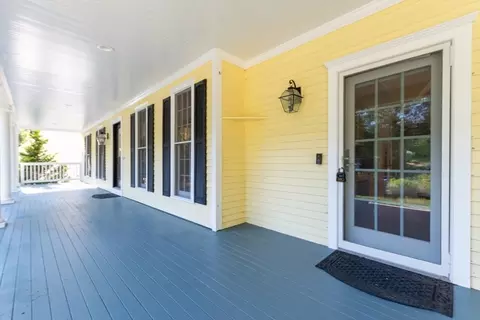 77 Walpole St, Dover, MA 02030 photo 4