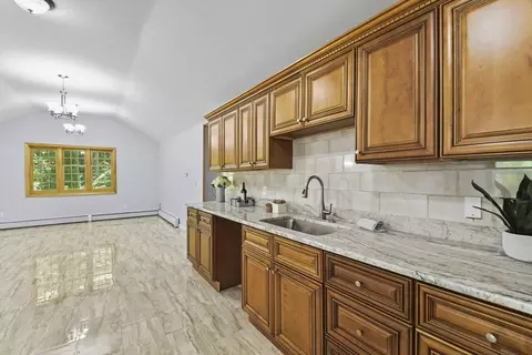 42 Douglas Rd, Webster, MA 01570 photo 14
