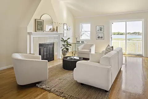 41 Harbourside Rd #U45, Quincy, MA 02171