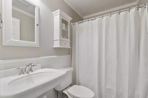 Bath - 10 Glenview Rd, Sharon, MA 02067 photo 1 of 1
