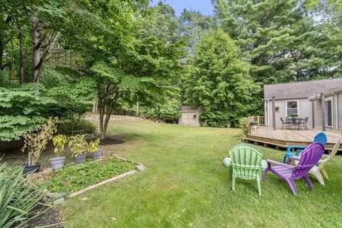 Exterior - 10 Glenview Rd, Sharon, MA 02067 photo 5 of 9
