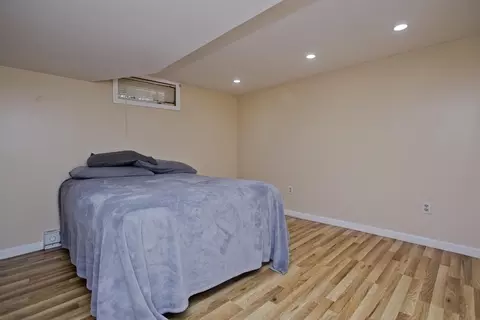 20 Rollins St, Springfield, MA 01109 photo 15