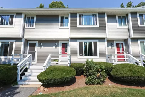 15 Hartshorn Pl #15, Walpole, MA 02081