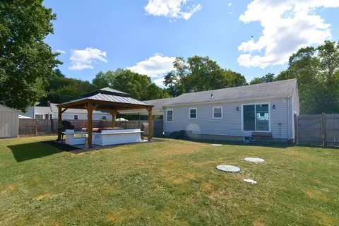 Exterior - 13 Sofia Rd, Stoughton, MA 02072 photo 4 of 6
