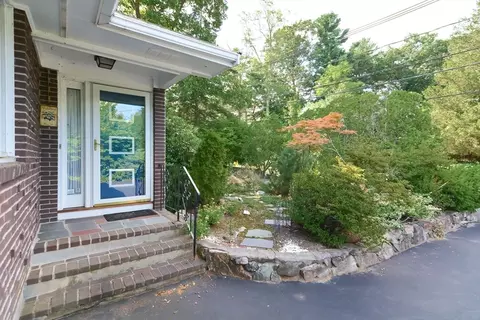 Exterior - 27 Nehoiden St, Needham, MA 02492 photo 6 of 6