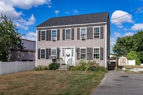 17 Forest St, Ayer, MA 01432