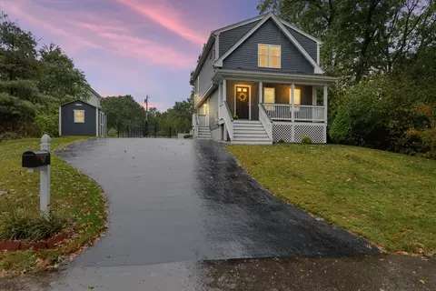 9 Evergreen Rd, Attleboro, MA 02703