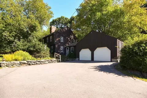 359 Taylor Rd, Stow, MA 01775 photo 2