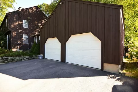 359 Taylor Rd, Stow, MA 01775 photo 3
