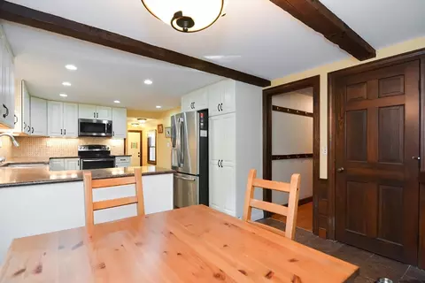 359 Taylor Rd, Stow, MA 01775 photo 8