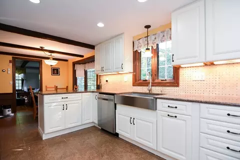 359 Taylor Rd, Stow, MA 01775 photo 4