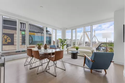 100 Lovejoy Wharf #8D, Boston, MA 02114