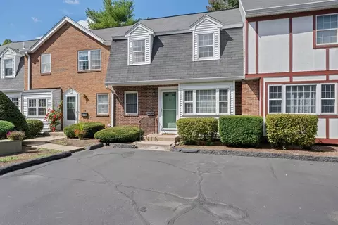 19 Meyer Ter #19, Canton, MA 02021