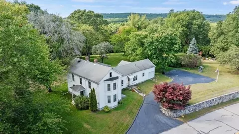 23 Millbury Rd, Oxford, MA 01540