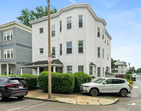 176 Minot St #2, Boston, MA 02122