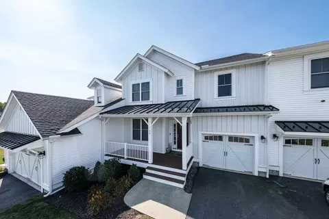 299 Lexington St #96, Woburn, MA 01801