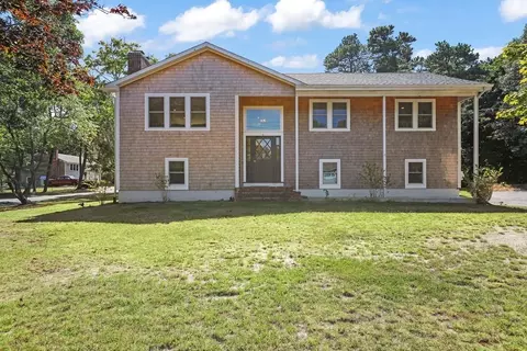 6 Andersen Ave, Sandwich, MA 02537