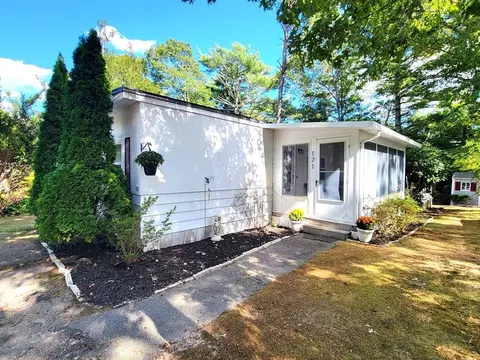 171 Pineview Ter, Wareham, MA 02576 photo 3
