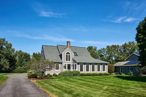 14 Mackin Ave, Greenfield, MA 01301