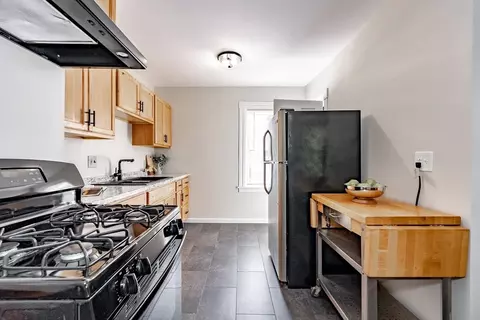 1 Harrison Ave # -3, Easthampton, MA 01027 photo 9
