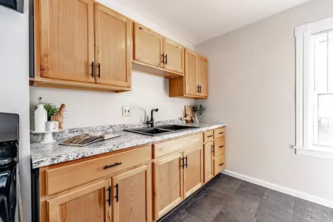 1 Harrison Ave # -3, Easthampton, MA 01027 photo 10