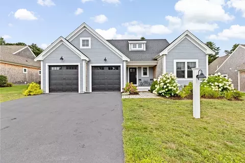 9 Water Lily Dr, Plymouth, MA 02360