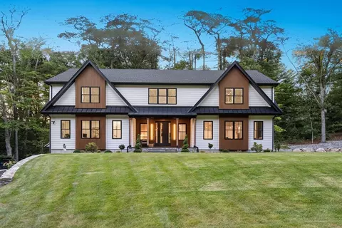 53 Farm Rd, Sherborn, MA 01770