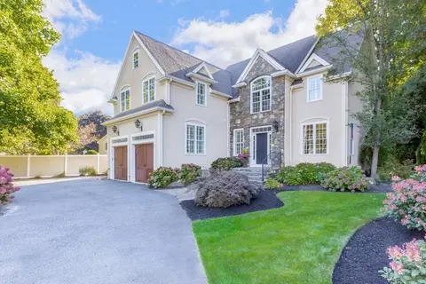 150 Prospect St, Shrewsbury, MA 01545