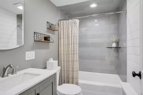 13 Griswold St, Everett, MA 02149 photo 14
