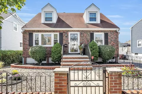 13 Griswold St, Everett, MA 02149