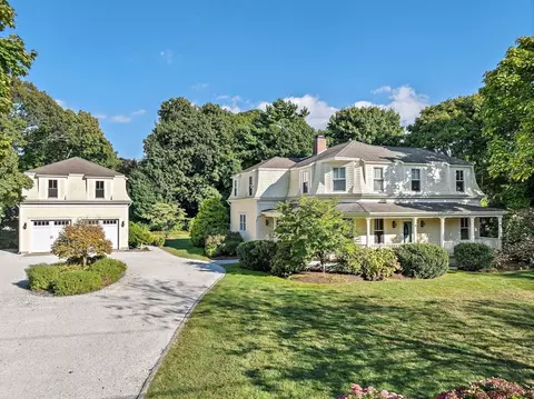 1220 Main St, Barnstable, MA 02635 photo 2
