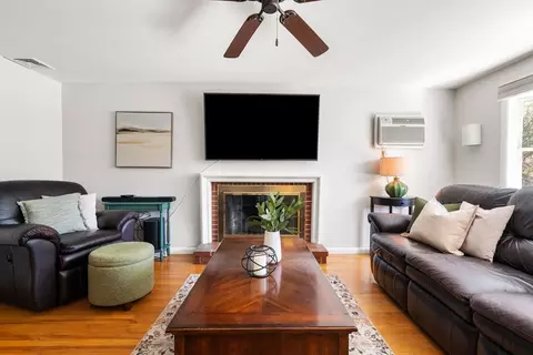 324 Great Rd, Maynard, MA 01754 photo 6