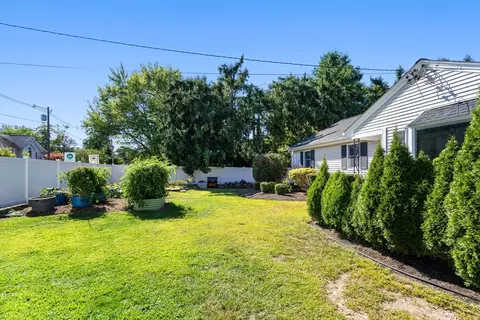 324 Great Rd, Maynard, MA 01754 photo 2