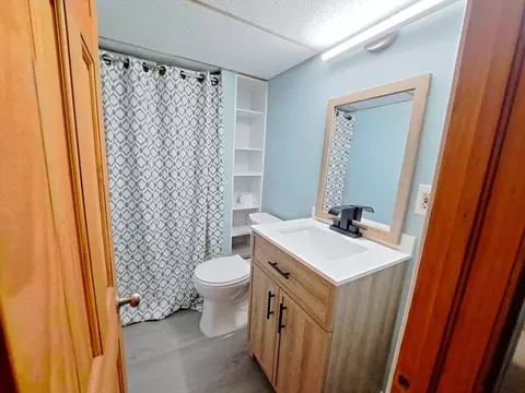 Bath - 101 Grand St, Woonsocket, RI 02895 photo 5 of 5