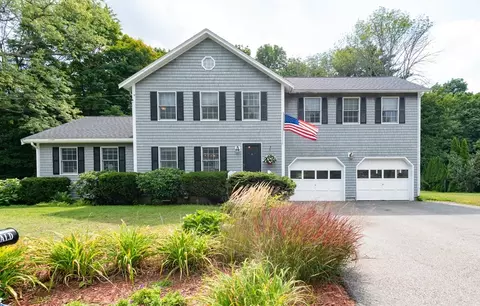 10 Cranton Ave, Groveland, MA 01834