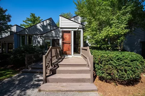 112 Waterside Clearing #112, Acton, MA 01718