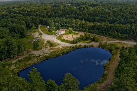1 Elliot Way, Lakeville, MA 02347