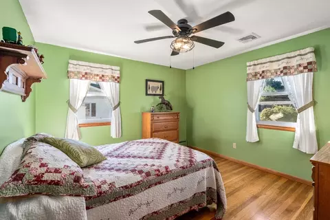 15 Carter Dr, Chicopee, MA 01013 photo 12