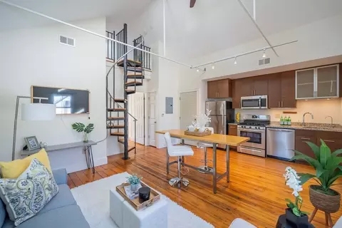 20 Porter St #3, Jamaica Plain, MA 02130