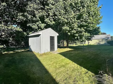 63 Park Ave, Webster, MA 01570 photo 32