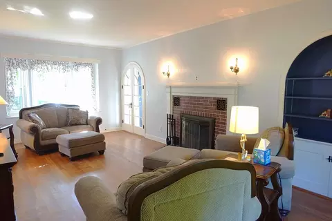 63 Park Ave, Webster, MA 01570 photo 6