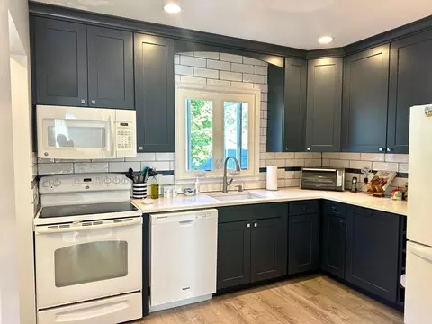 63 Park Ave, Webster, MA 01570 photo 12