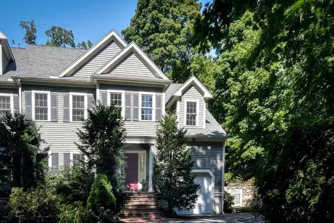 124 North Ave #B, Natick, MA 01760