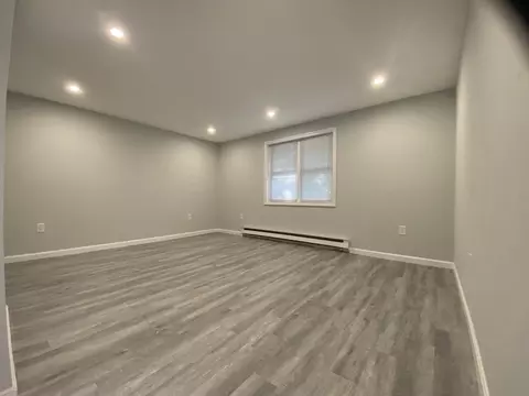 Living - 48 Gibbs St #2-1C, Worcester, MA 01607 photo 4 of 5