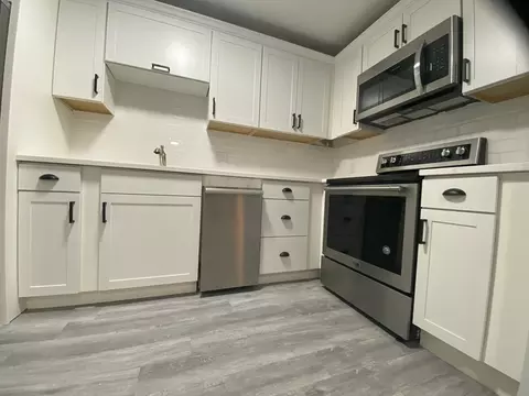 Kitchen - 48 Gibbs St #2-1C, Worcester, MA 01607 photo 3 of 9