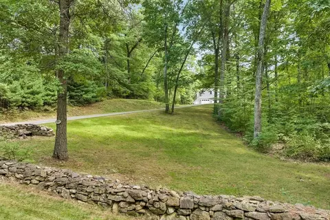 Exterior - 131 Castle Hill Rd, Windham, NH 03087 photo 7 of 7