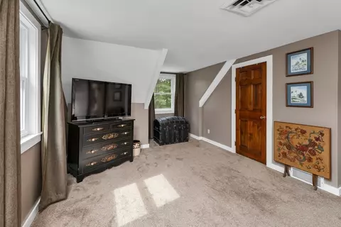Bedroom - 131 Castle Hill Rd, Windham, NH 03087 photo 3 of 7
